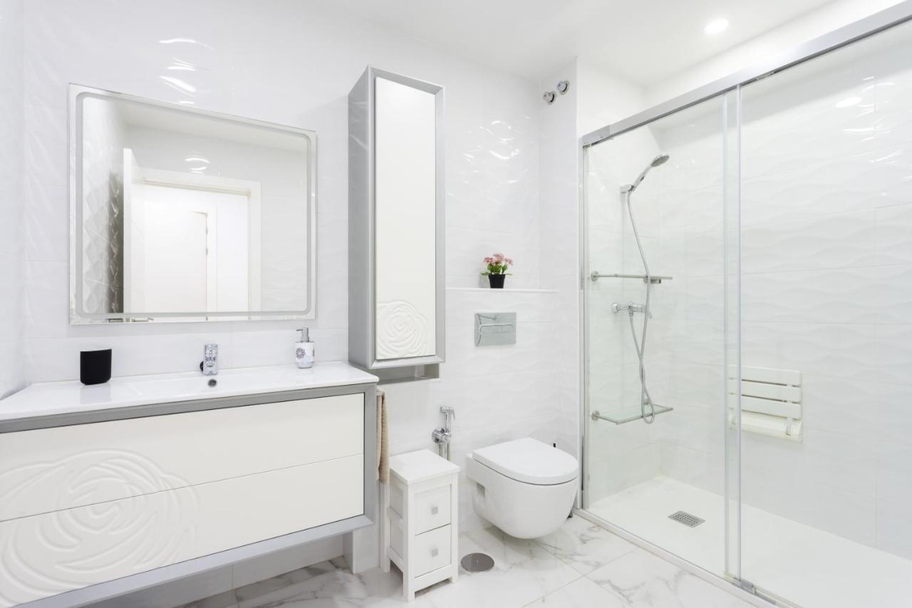 Home2Book Center Apartment Santa Cruz, Wifi Bagian luar foto